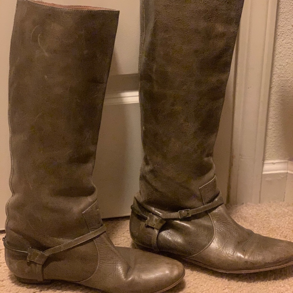 Frye tall boot size 7.5